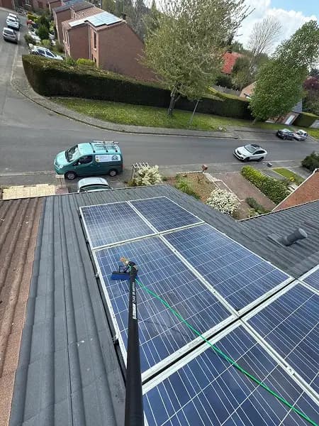 Nettoyage de panneaux solaires, Particuliers et Professionnels