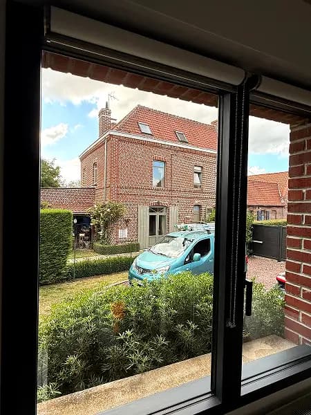 Prestation Nettoyage de vitres à Fretin par Paandawlv - laveur de vitres professionnel