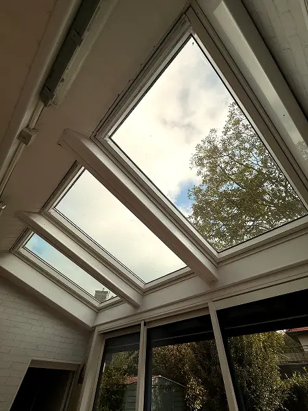 Nettoyage des vitres en hauteur à Toufflers, par Paandawlv, Laveur de vitres professionnel