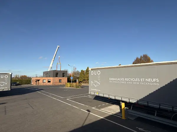 Prestation de Nettoyage de vitrines et enseignes commerciales à willems