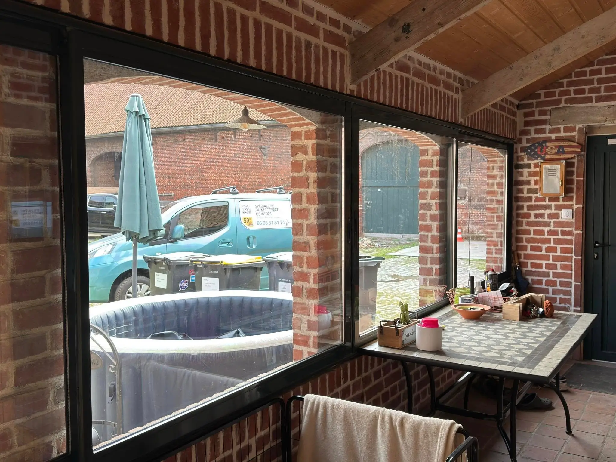 Nettoyage des vitres à Cappelle en Pevèle, par Paandawlv, Laveur de vitres professionnel