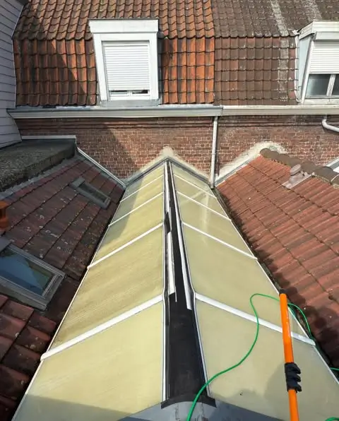 Nettoyage de pergola à Lys Lez Lannoy, par Paandawlv, Laveur de vitres professionnel