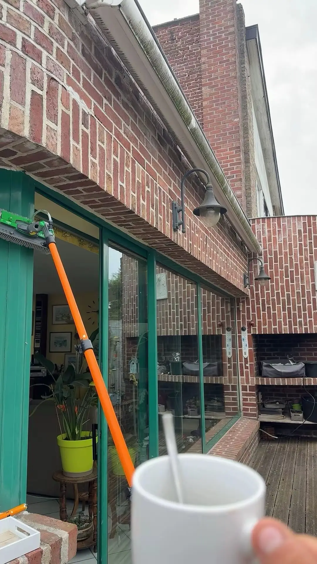 Nettoyage de gouttieres à Hem, par Paandawlv, Laveur de vitres professionnel