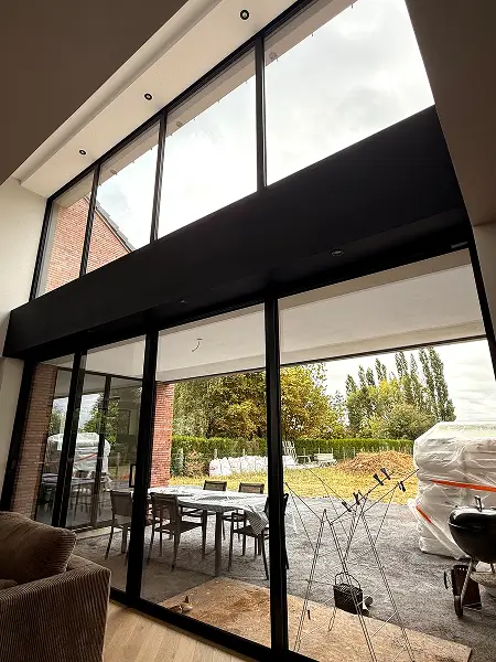 Nettoyage des vitres à Landas, par Paandawlv, Laveur de vitres professionnel