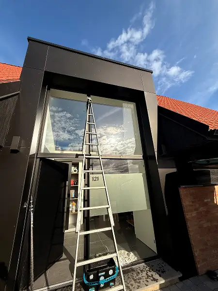 Nettoyage des vitres à Sainghin-en-Melantois, par Paandawlv, Laveur de vitres professionnel