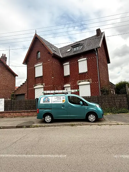 Nettoyage des vitres à Templeuve en Pevèle, par Paandawlv, Laveur de vitres professionnel